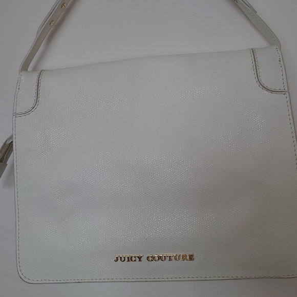 ⛵️Vintage Juicy Couture - White Leather Shoulder Bag w/ Gold Sail Boat Accent - Picture 7 of 17